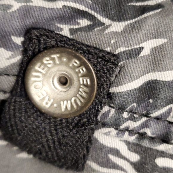 Request mens camo pants - Picture 2 of 3